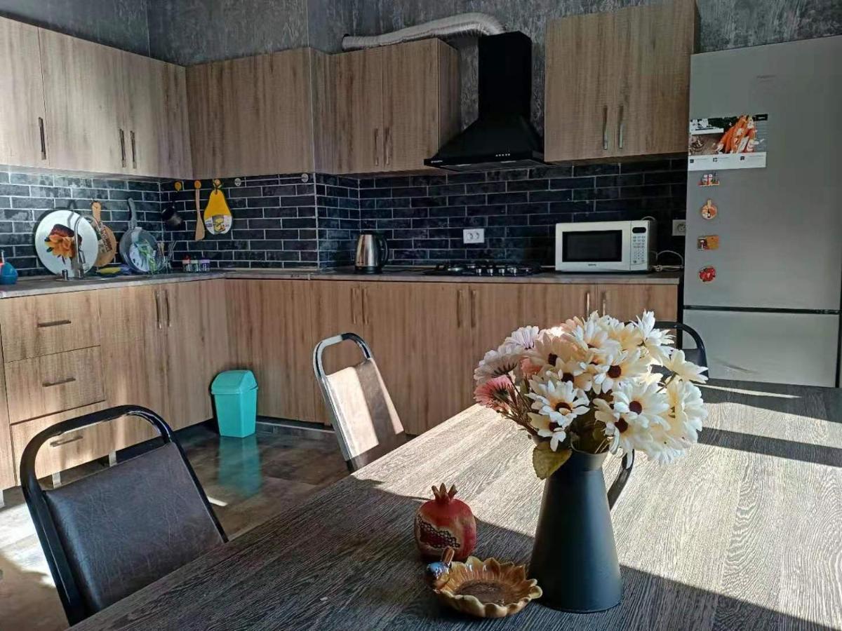 Chase Dream Hostel追梦空间 باتومي المظهر الخارجي الصورة
